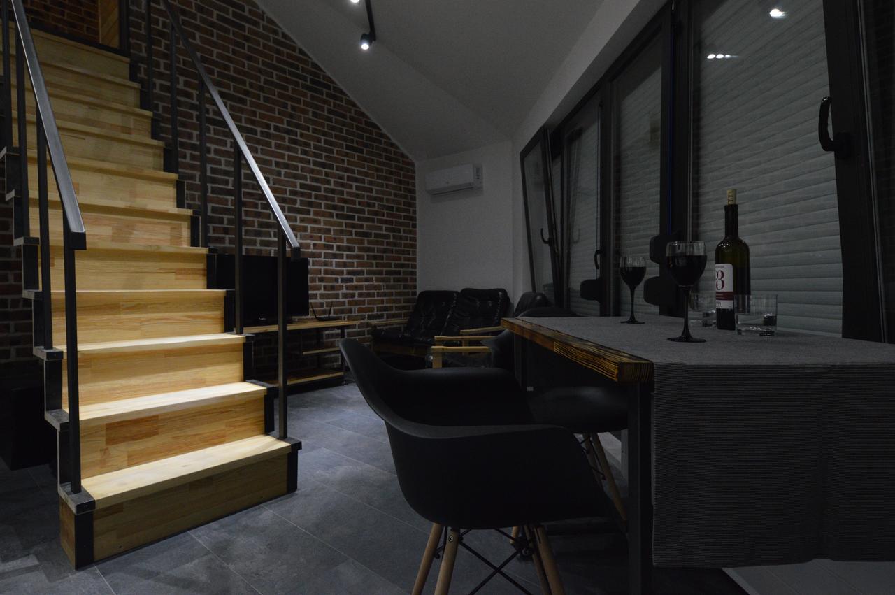 Air Loft Apartment Kiev Esterno foto